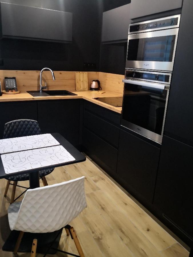 Studio Moderne, Place Parking Prive, Emplacement Ideal A 100 M Du Lac. Annecy Eksteriør billede